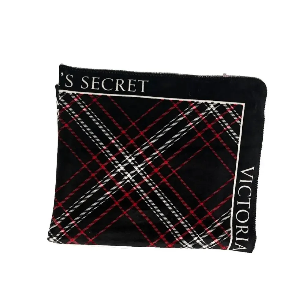 Victorias Secret Reversible Fleece Faux Shearling Blanket Black Red White Throw